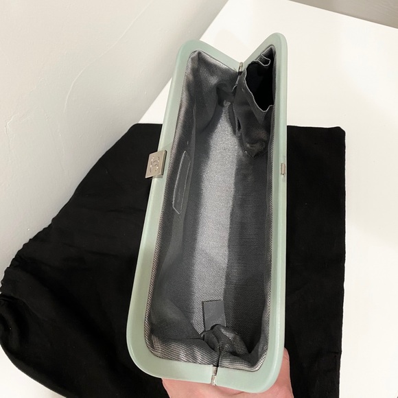 RARE authentic Chanel lamb skin clutch - Picture 6 of 14